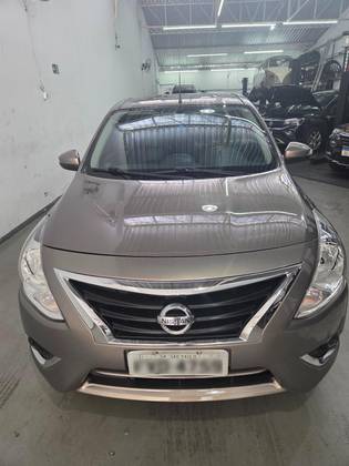 NISSAN VERSA 1.6 16V FLEXSTART UNIQUE 4P XTRONIC